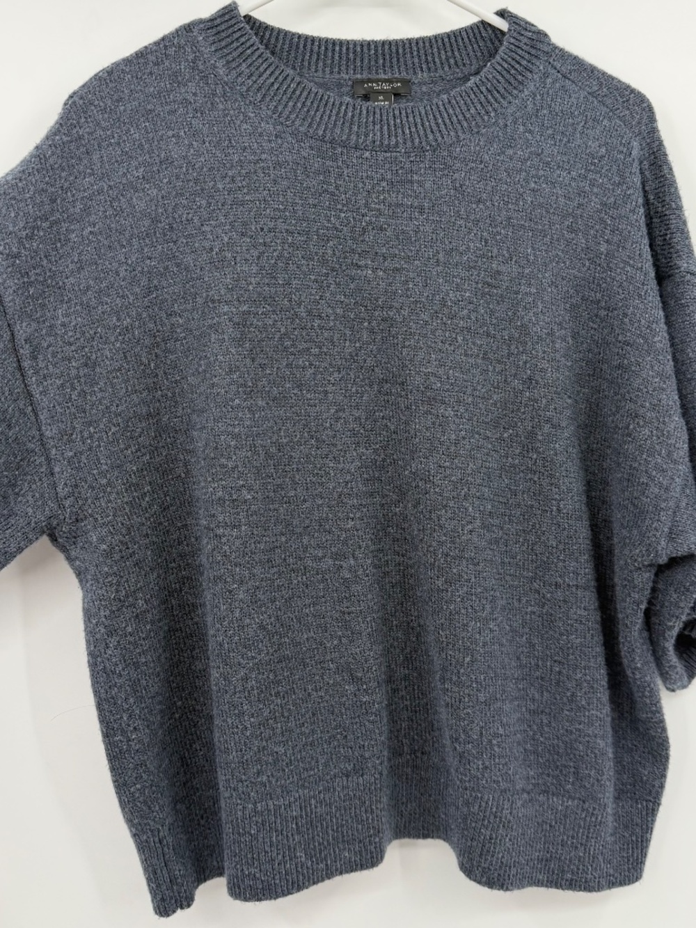 Ann Taylor Factory Sweater Top Women XL Blue Short Sleeve Knit Crew Neck Preppy - Picture 4 of 10